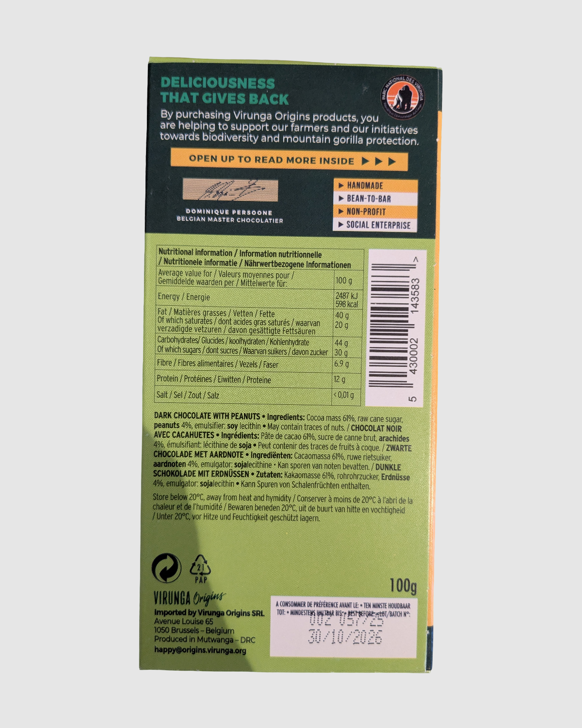 Håndlavet vegansk mørk chokolade med nødder fra Congo (DRC)