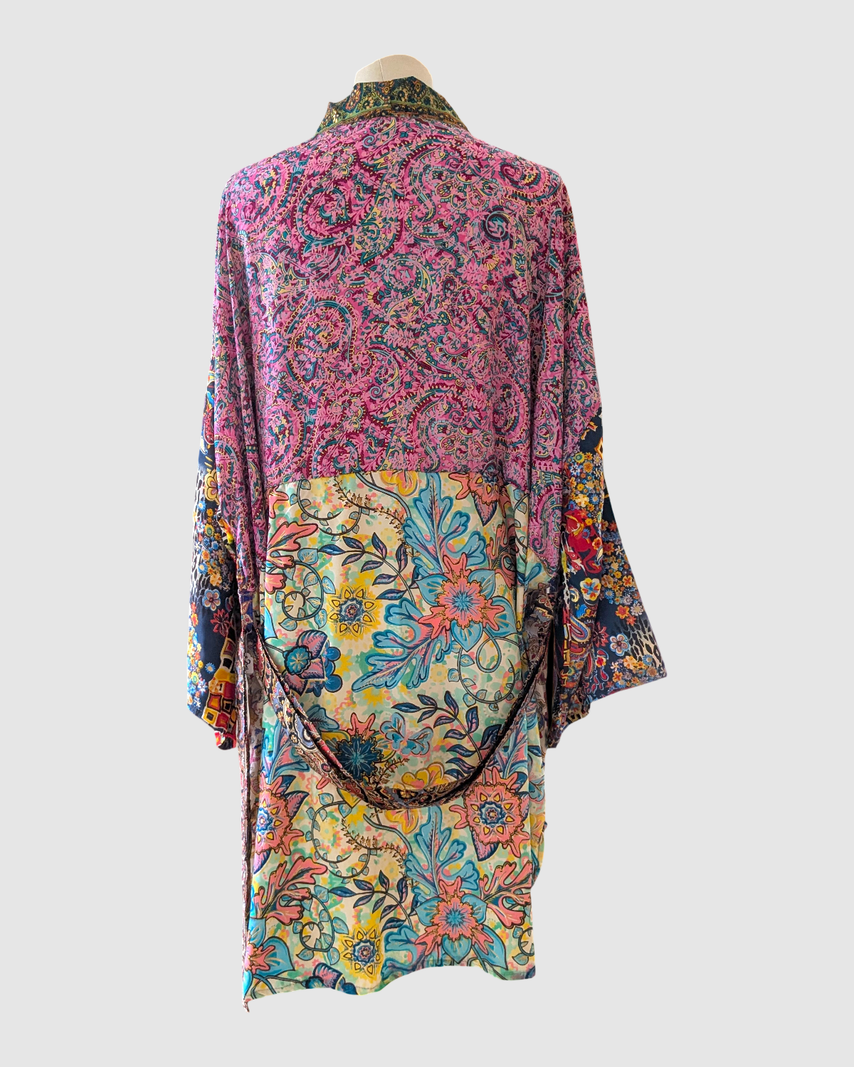 Plus+ size silke kimono fra Indien - Sandra