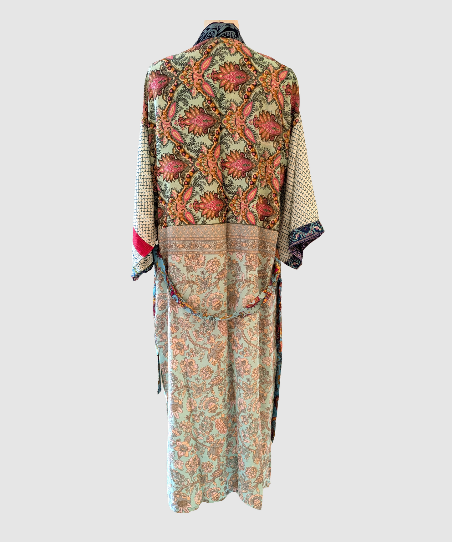 Lang silke kimono håndlavet i Indien - Ella