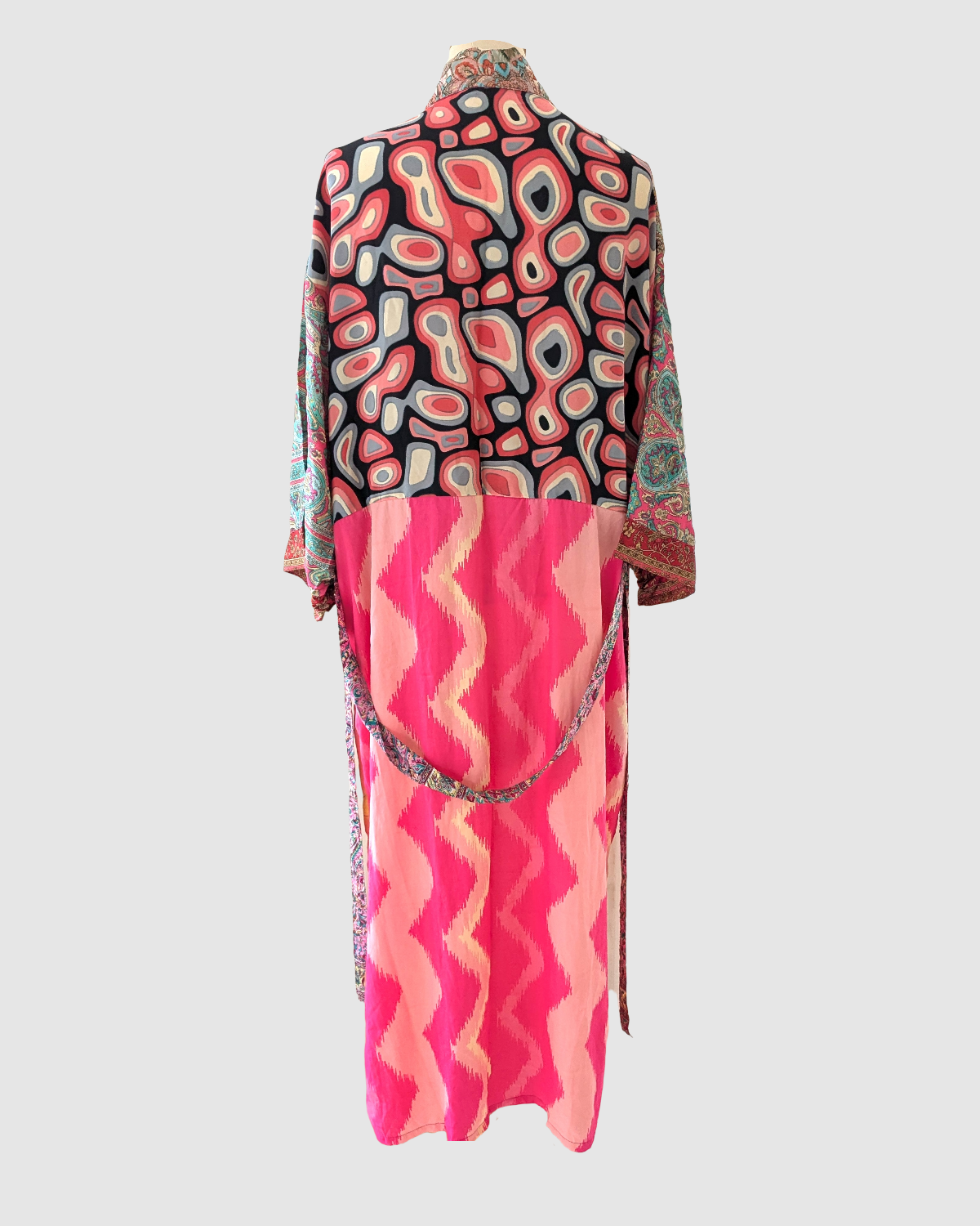 Lang silke kimono håndlavet i Indien - Sigrid