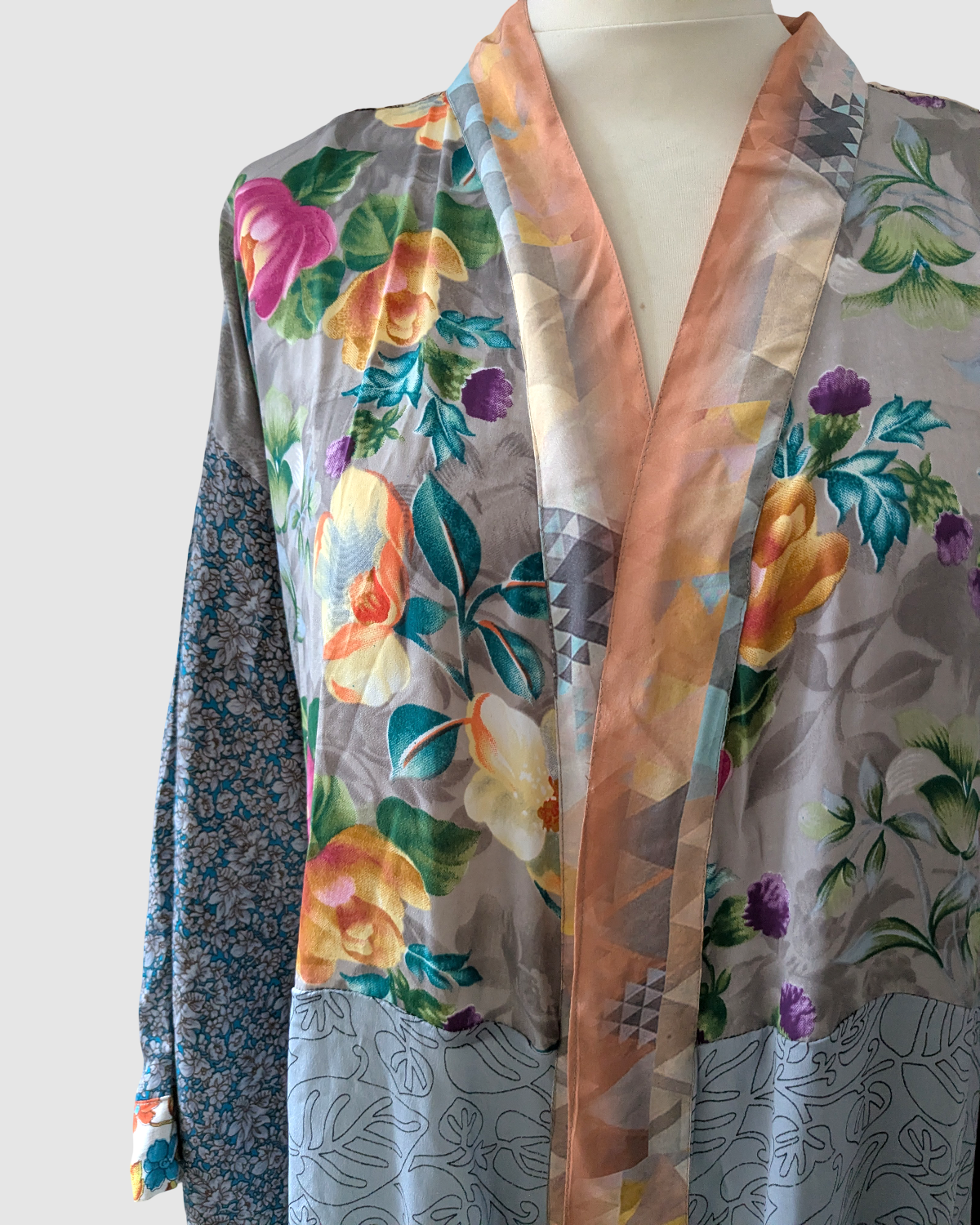 Plussize silke kimono fra Indien - Dhru