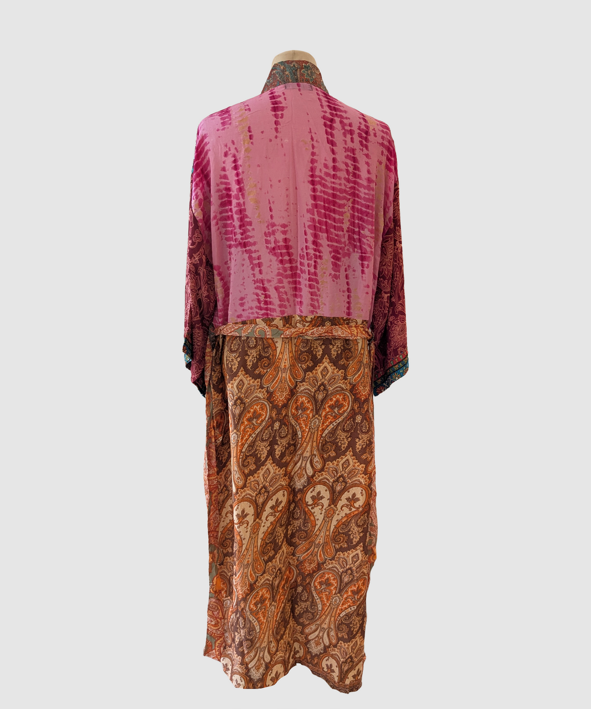 Lang silke kimono håndlavet i Indien - Maria
