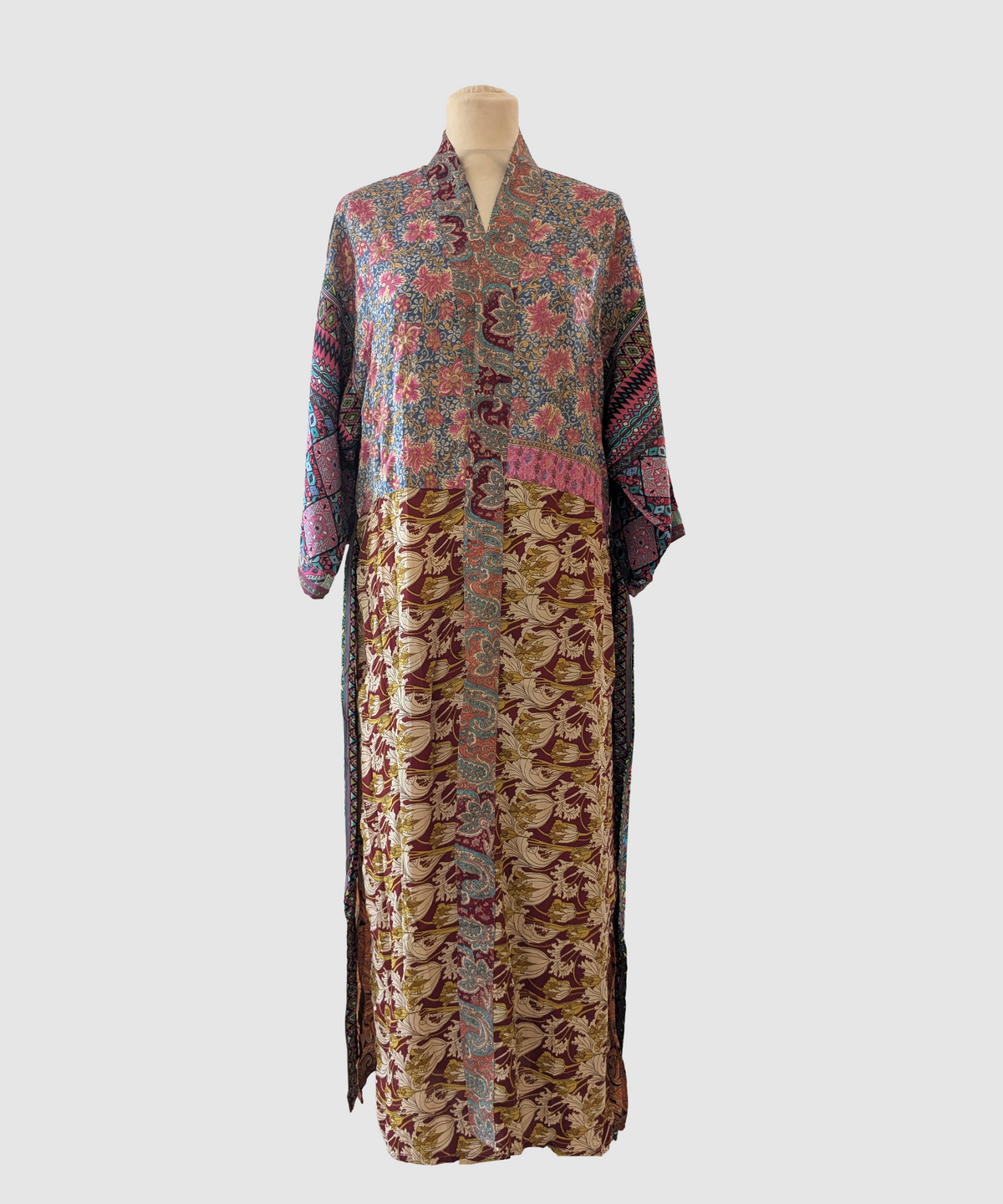 Lang silke kimono håndlavet i Indien - Livia