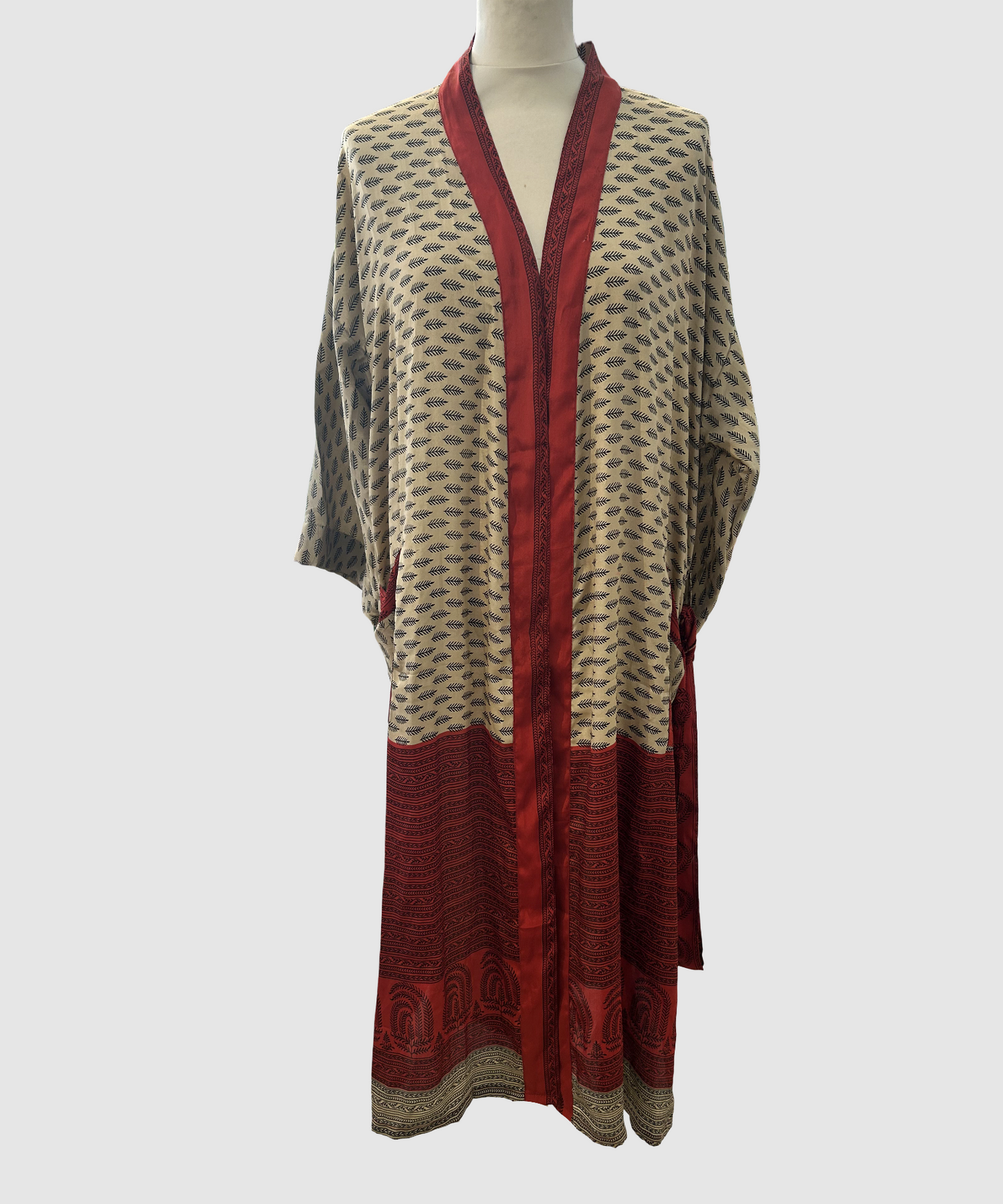 Midi silkekimono i 100 % Mulberry silke – 2. sortering (4)