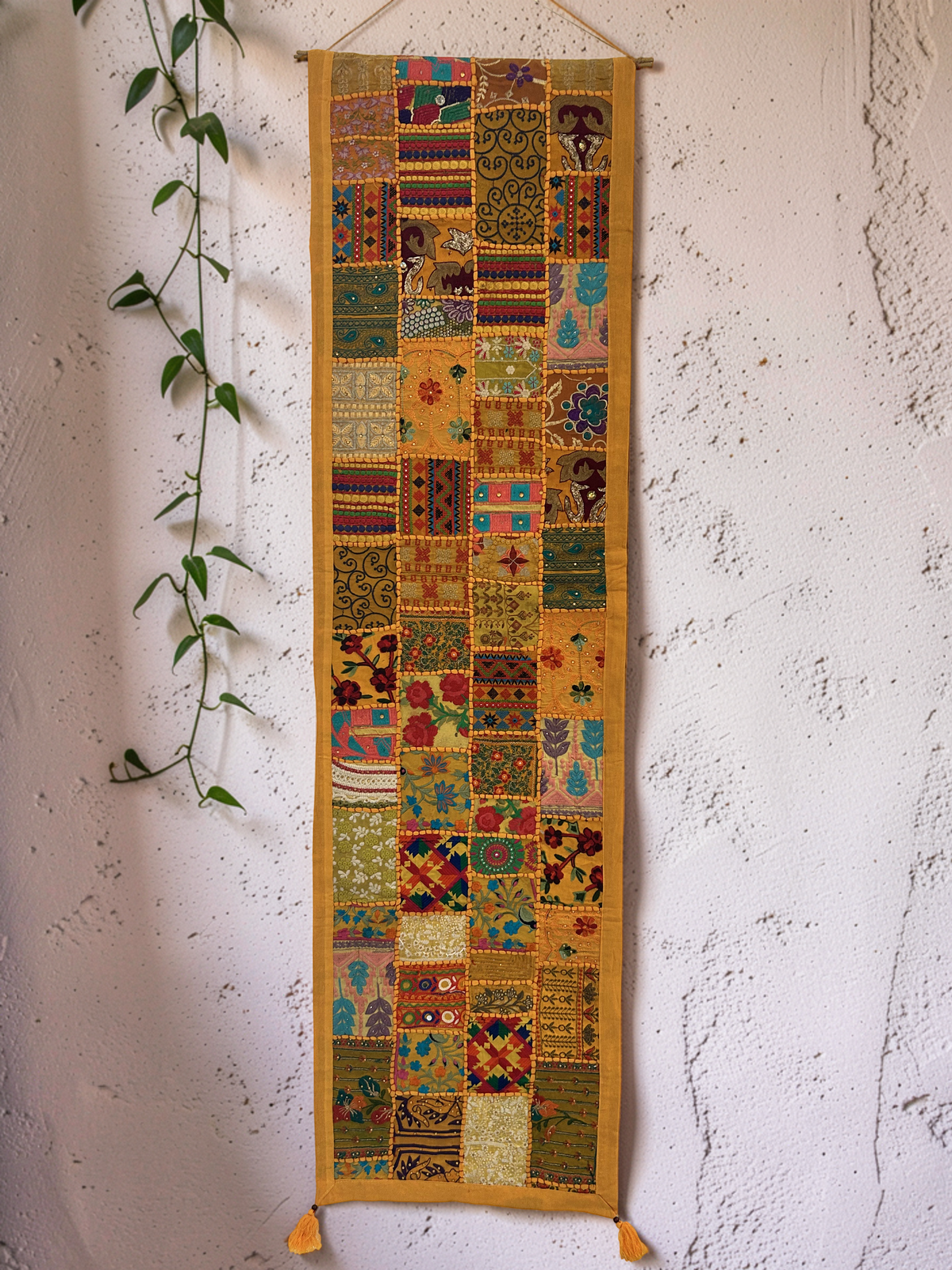 Vintage Sari – Vægophæng - Solgul