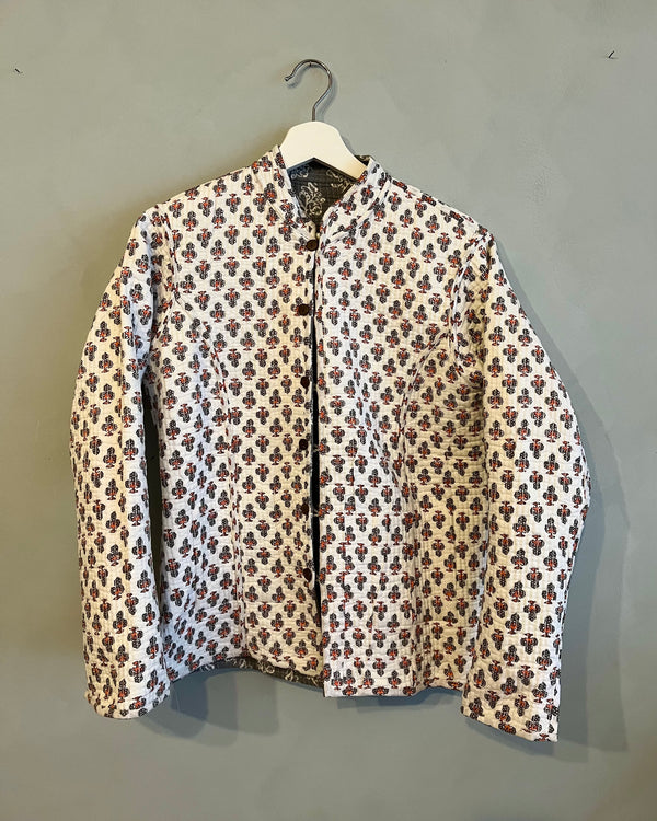 Vendbar grå/hvid indisk kantha jakke