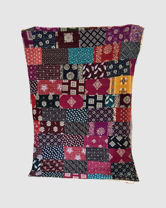 Håndlavet patchwork sengetæppe fra Indien - vinrød/multifarvet