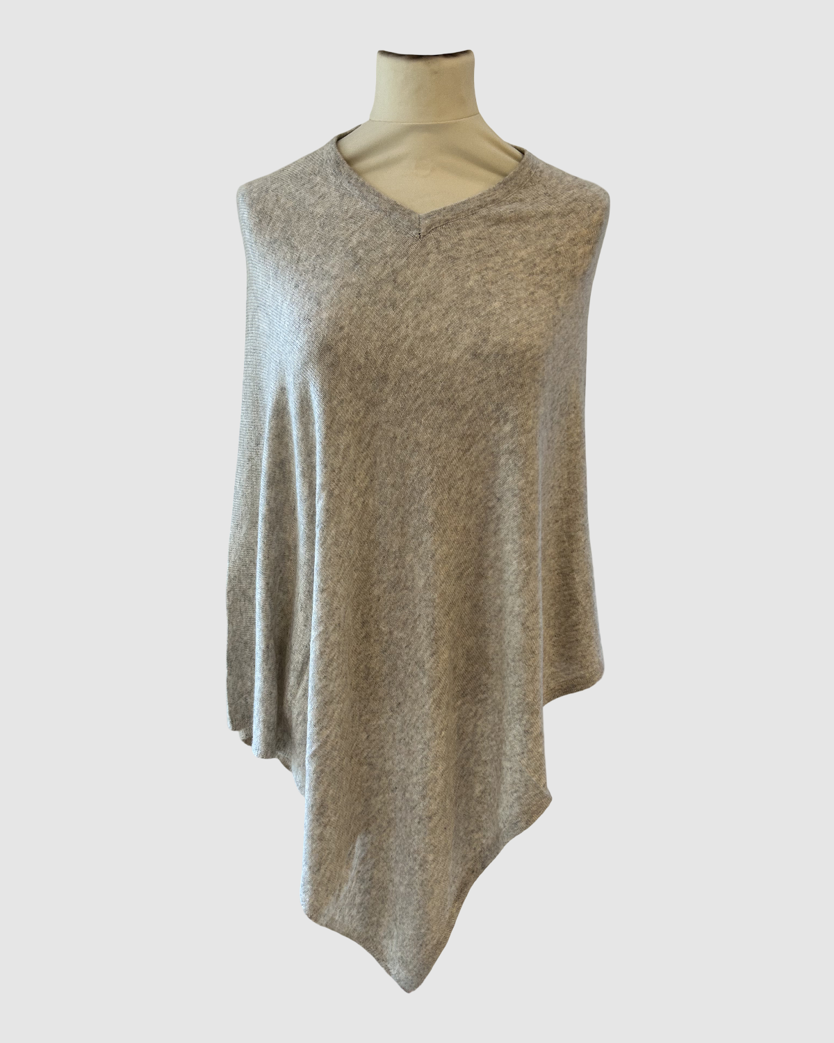 Håndvævet poncho i merinould fra Nepal