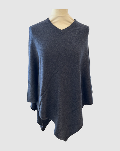 Håndvævet poncho i merinould fra Nepal