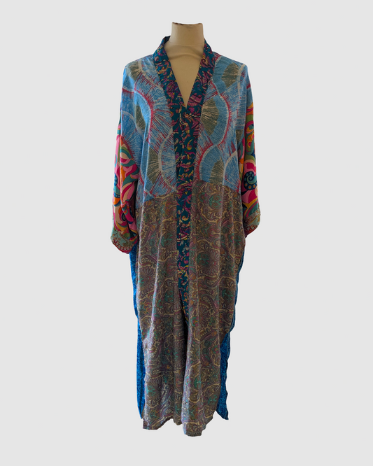 Lang silke kimono fra kvindekooperativet i Indien - Eman