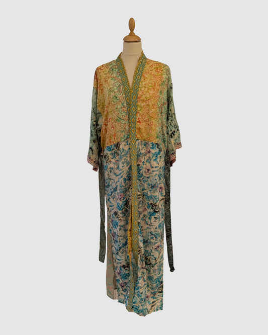 Lang silke kimono i gul, grøn og turkis- Håndlavet i Indien - Zara