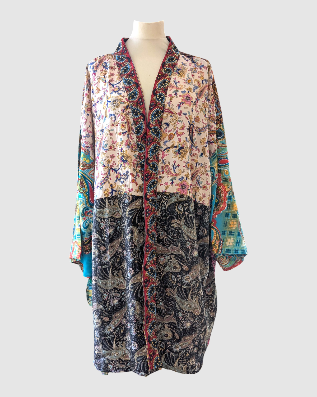 Plus+ size silke kimono fra Indien - Elise