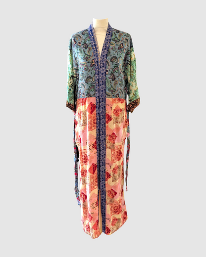 Lang silke kimono håndlavet i Indien - Ellie