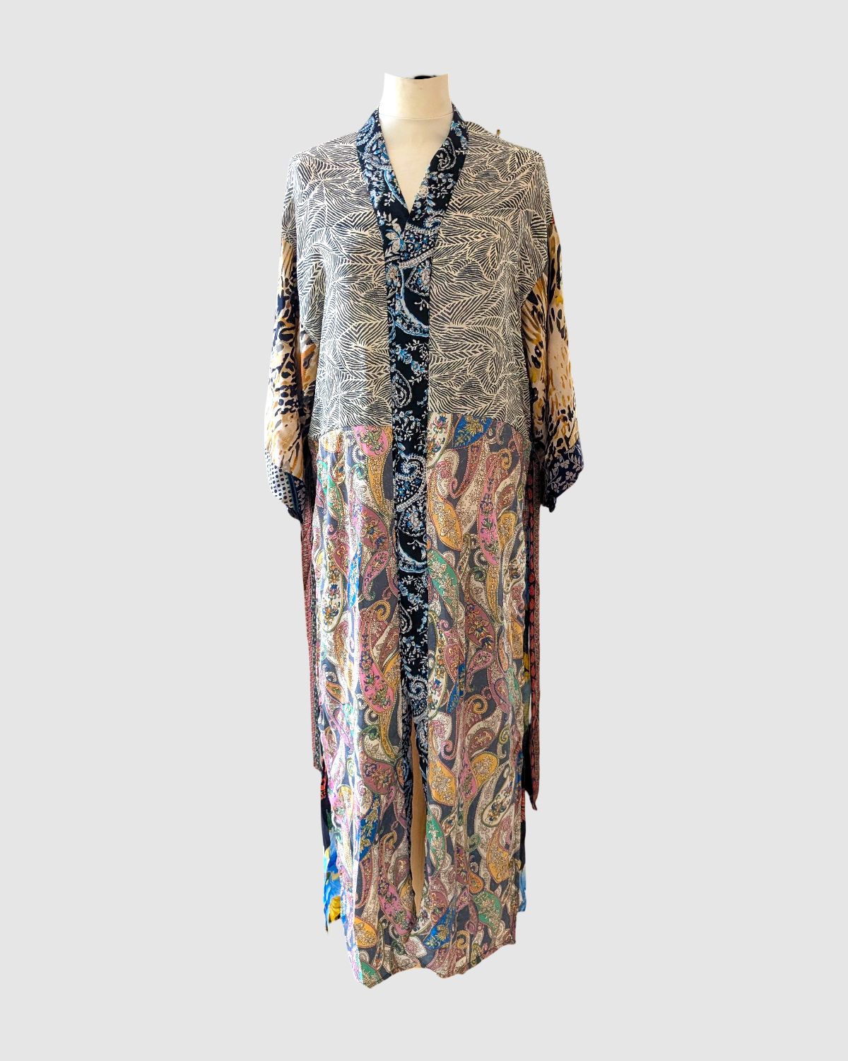 Lang silke kimono håndlavet i Indien - Jana