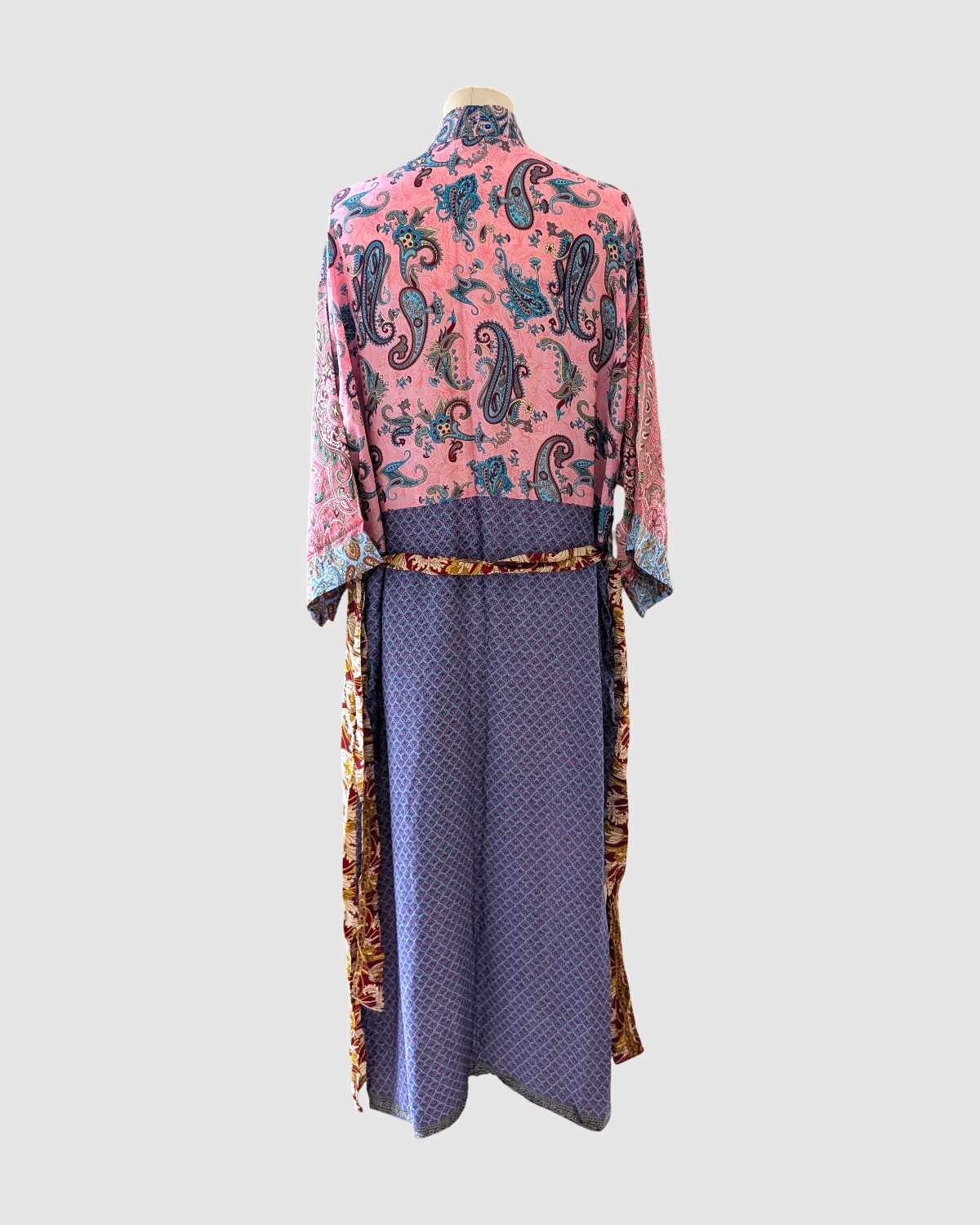 Lang silke kimono håndlavet i Indien - Ada