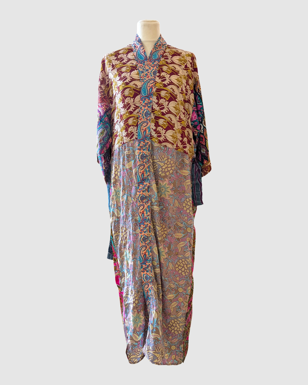 Lang silke kimono håndlavet i Indien - Theona