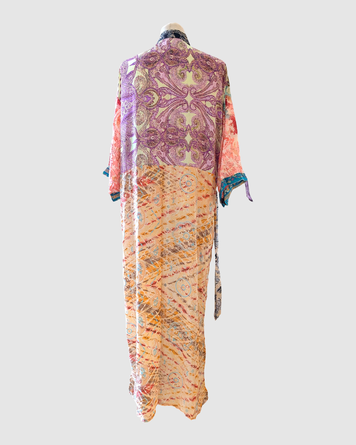 Lang silke kimono håndlavet i Indien - Toni