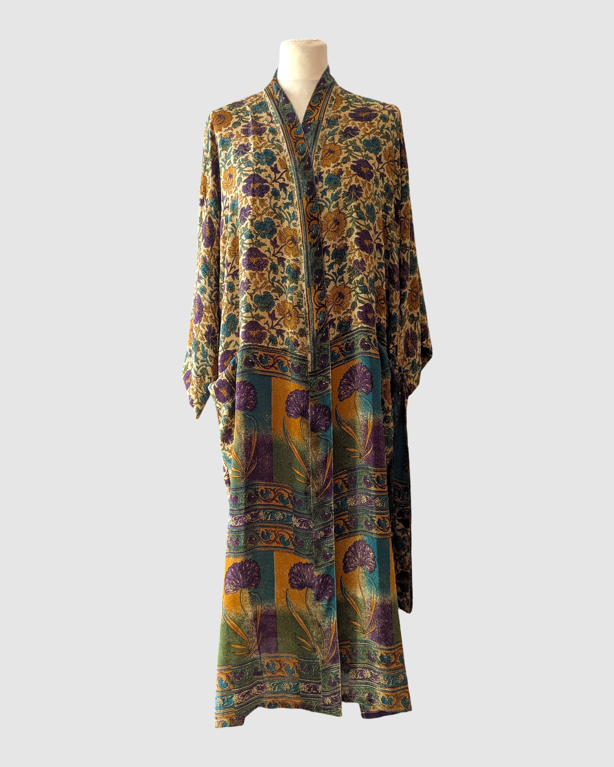 Midi silke kimono håndlavet i Indien - Mira
