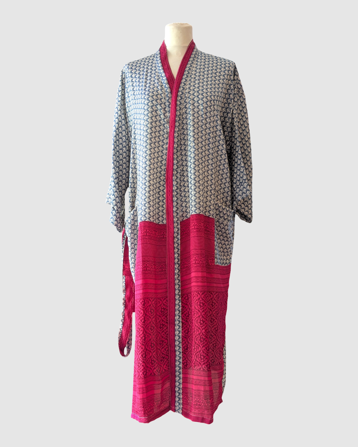 Midi silke kimono håndlavet i Indien - Nia