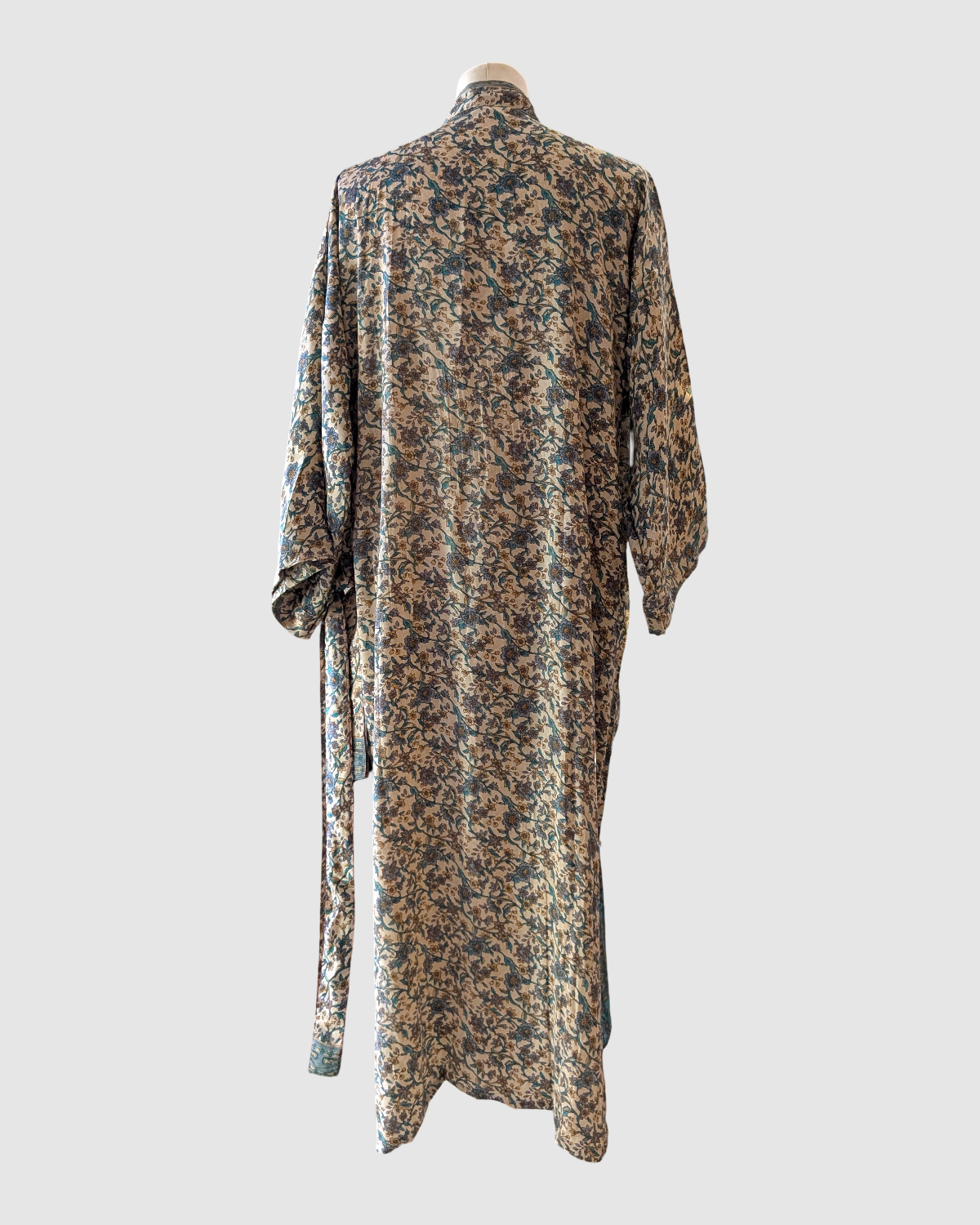 Midi silke kimono håndlavet i Indien - Kira