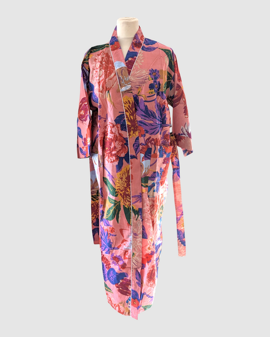 Bomuldskimono med håndlavet blokprint fra Kashmir - Fuchsia med blomster