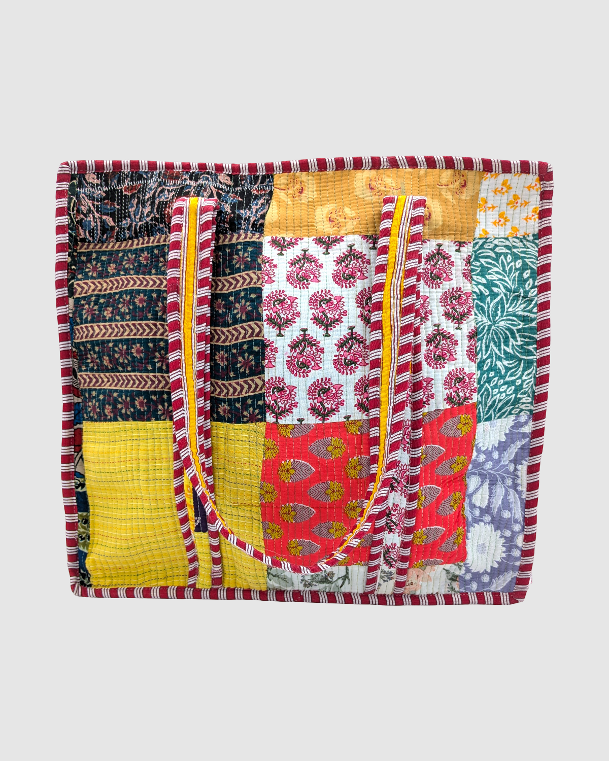 Strandtaske i quiltet patchwork med lynlås – Aadi