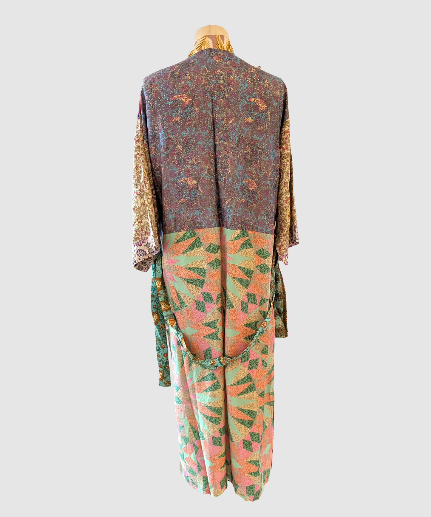 Lang silke kimono håndlavet i Indien - Gry