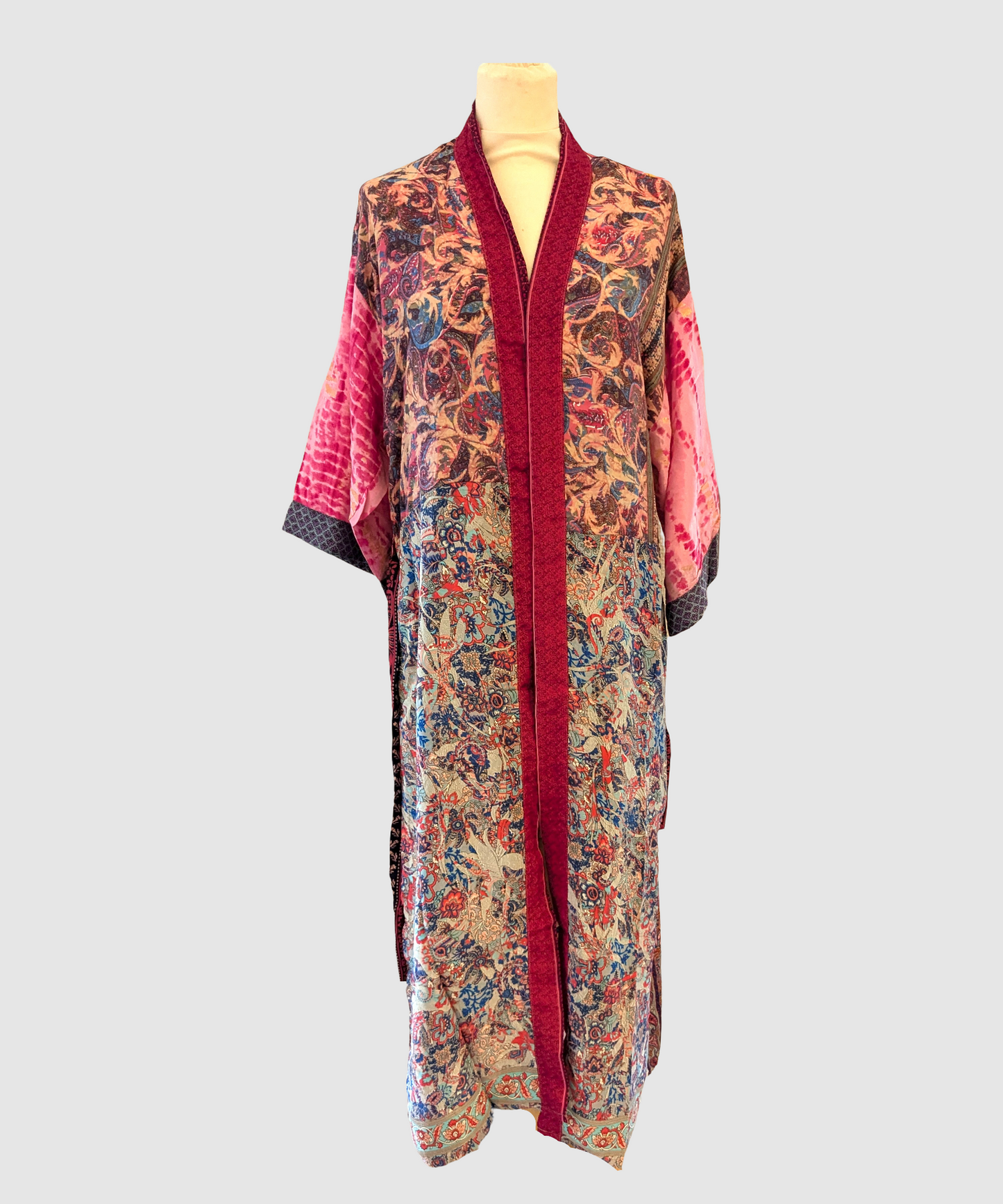 Lang silke kimono håndlavet i Indien - Remi