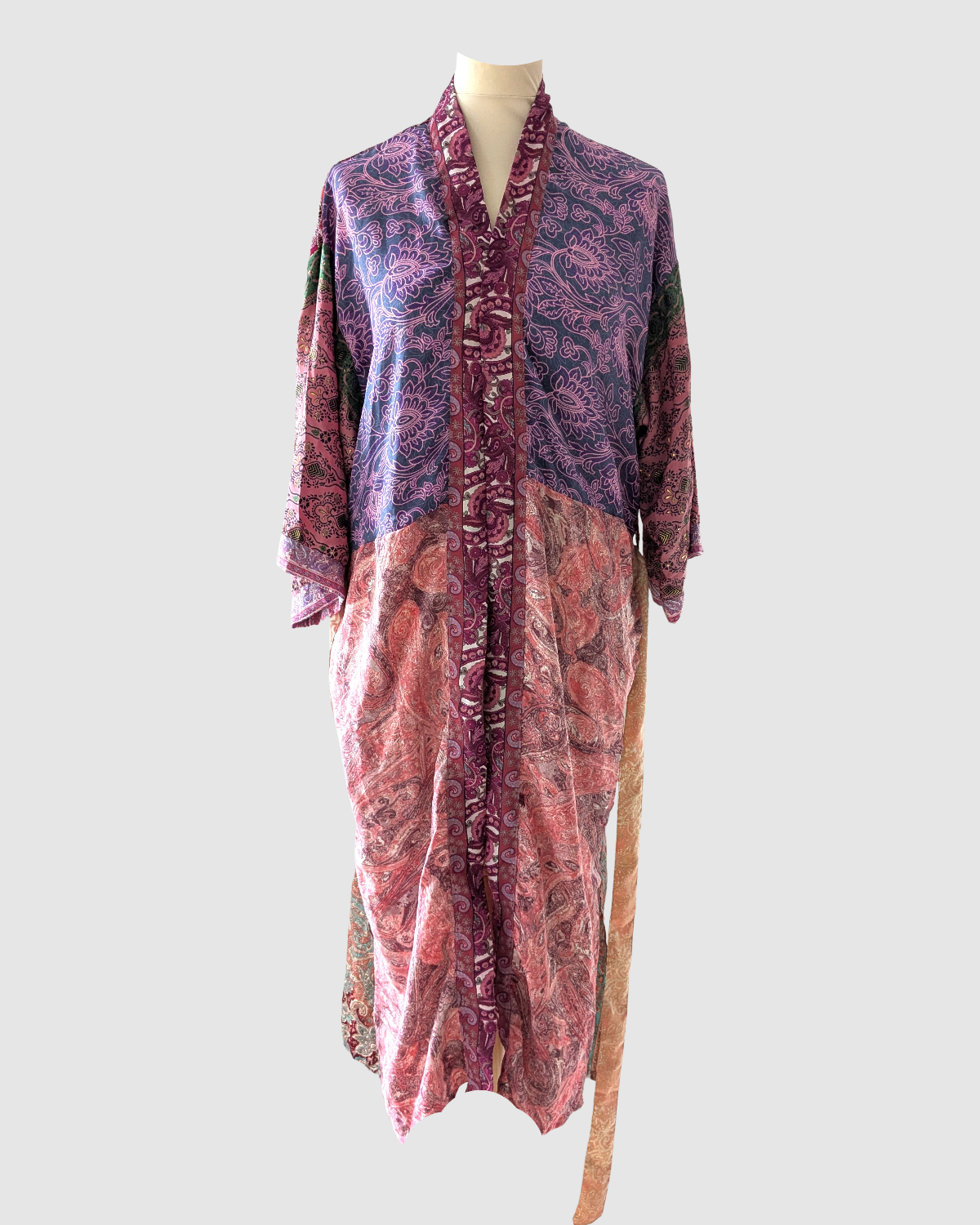 Lang silke kimono håndlavet i Indien - Augusta
