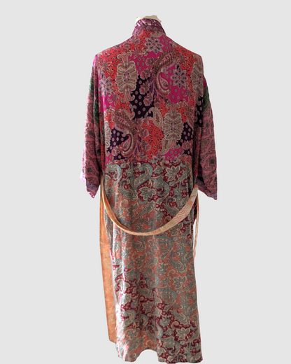Lang silke kimono håndlavet i Indien - Augusta