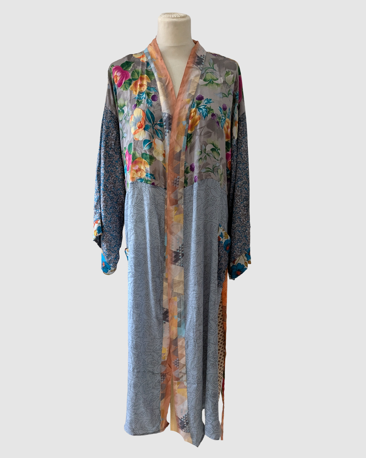 Plussize silke kimono fra Indien - Dhru