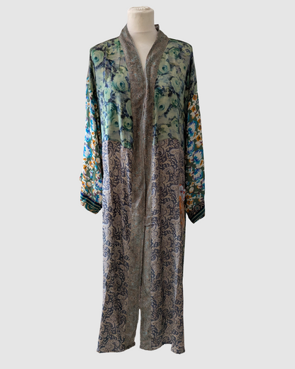 Plussize silke kimono fra Indien - Aavi