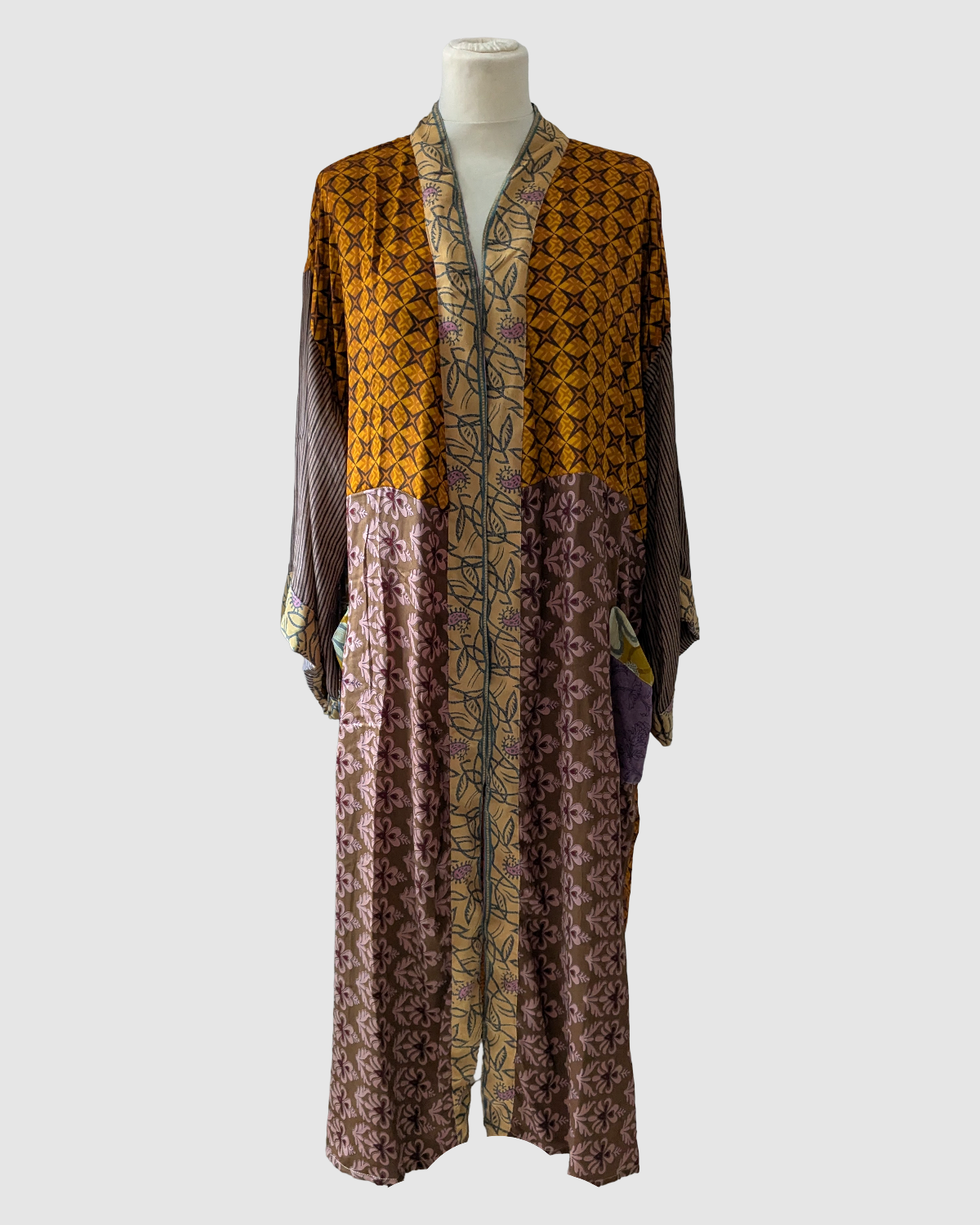 Plussize silke kimono fra Indien -Deepka