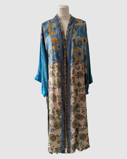 Plussize silke kimono fra Indien - Aadhya