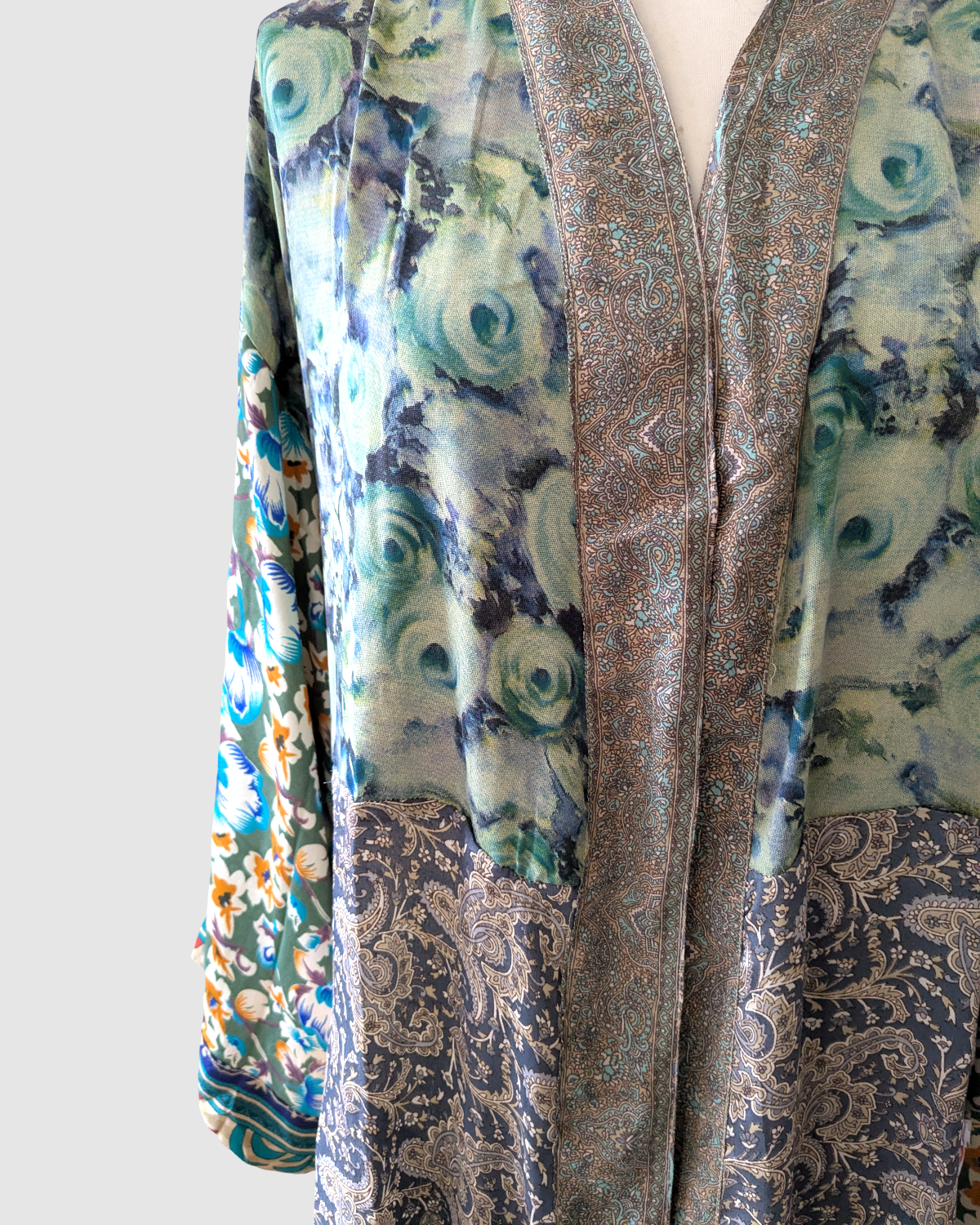 Plussize silke kimono fra Indien - Aavi
