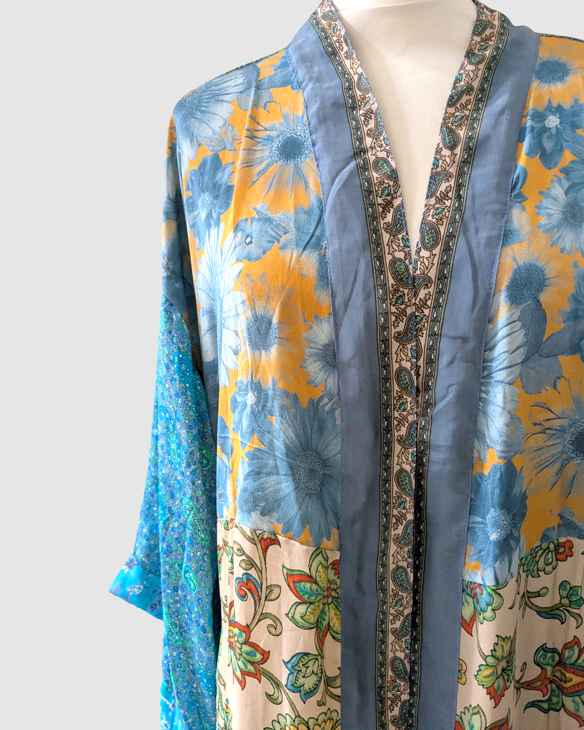 Plussize silke kimono fra Indien - Aadhya