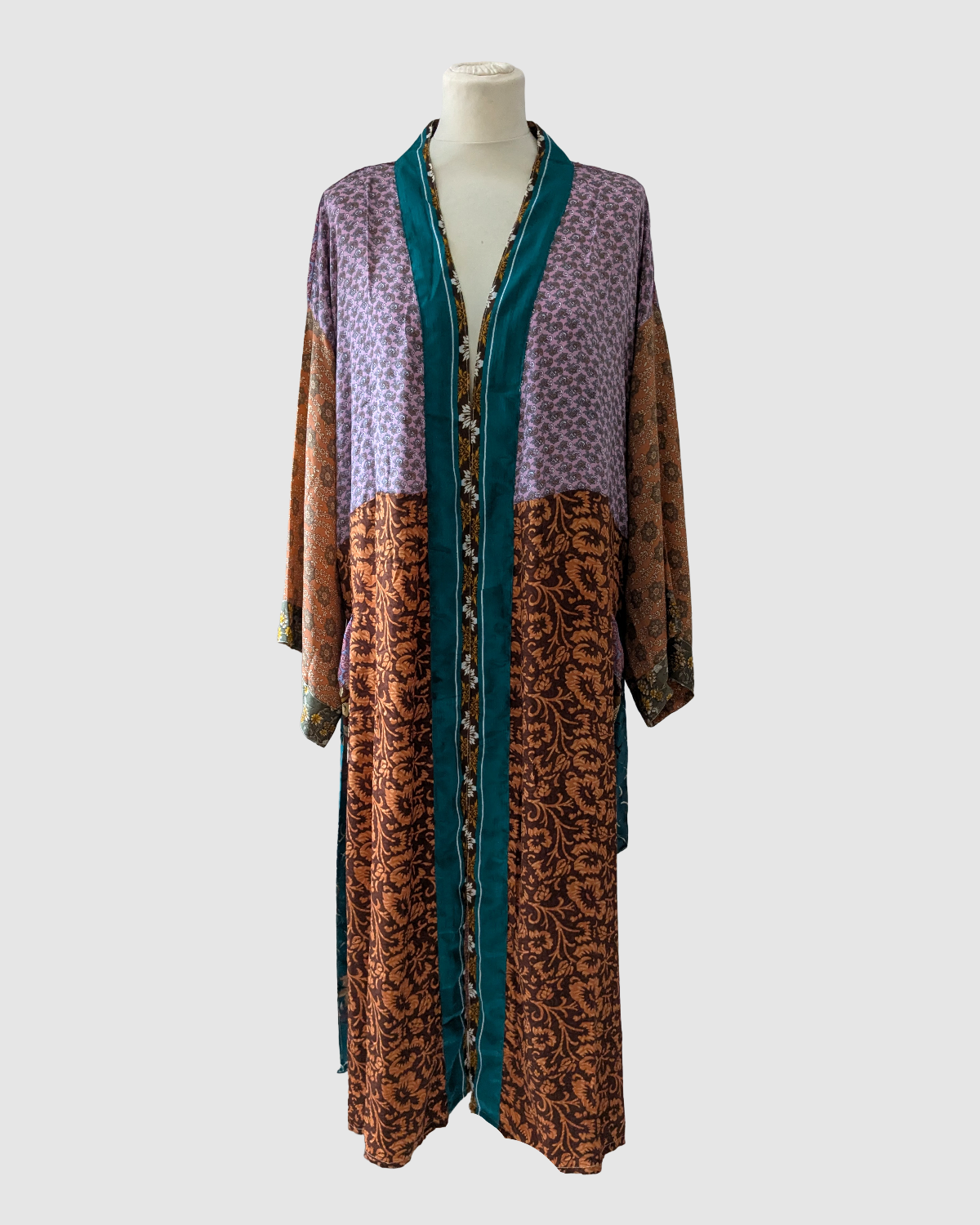 Plussize silke kimono fra Indien - Hira